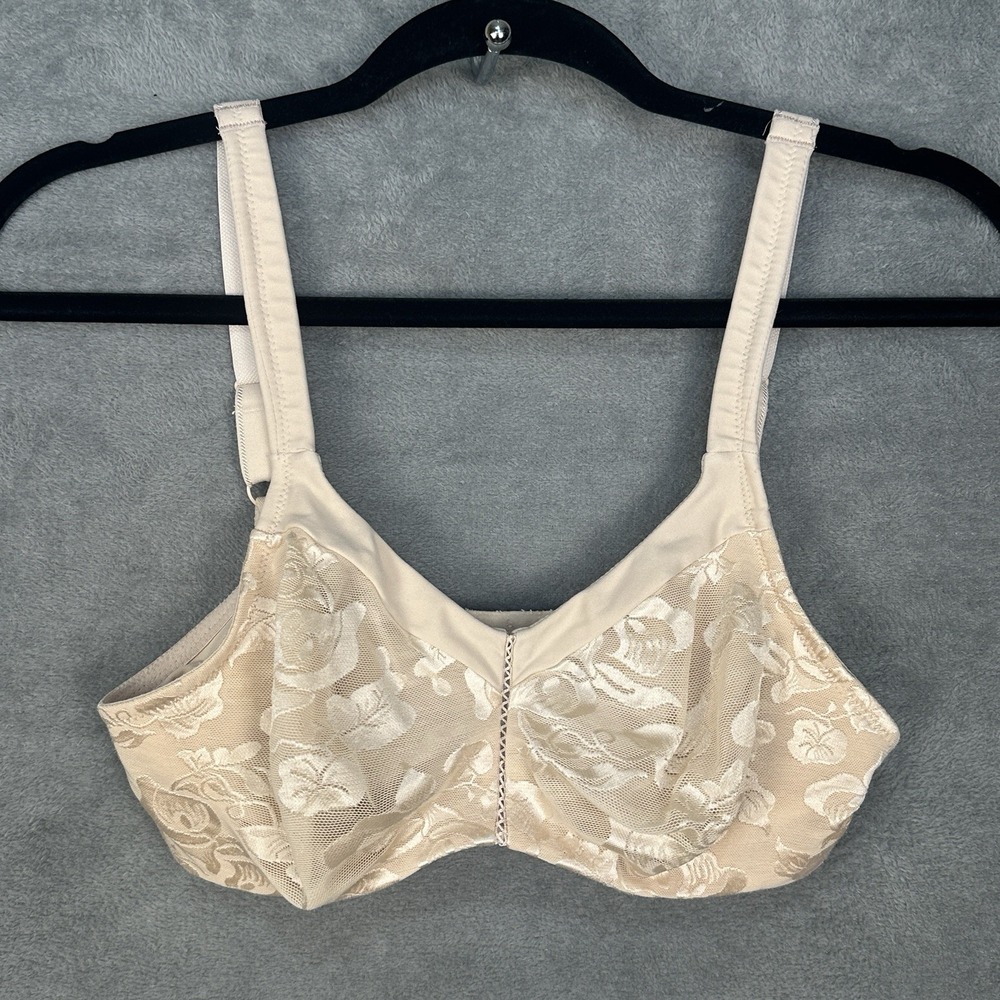 Wacoal Awareness Wire Free Bra Womens 38C Beige Adjustable Straps Soft Cups